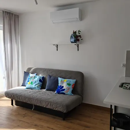 Dana Пустково